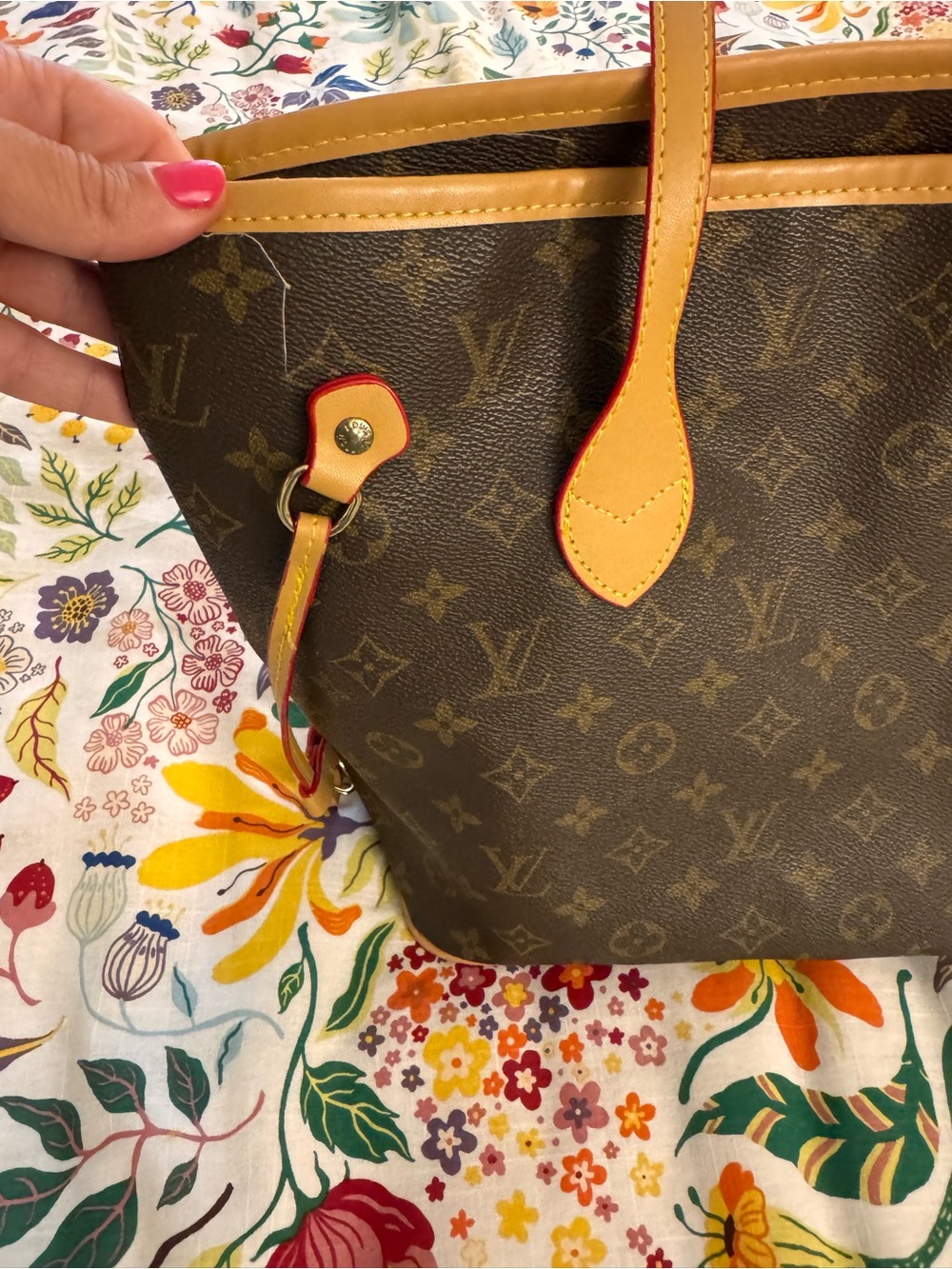 Classic Brown Monogram Canvas Handbag with Tan Leather Trim - Picture 2 of 11